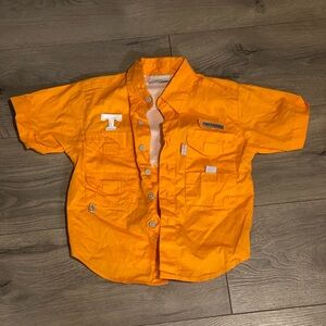 Youth Tennessee Columbia PFG shirt. Size XXS